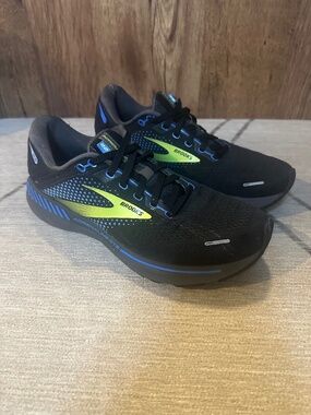 Brooks Adrenaline GTS 22 Shoes Mens Size 8 Black Running Support Stability